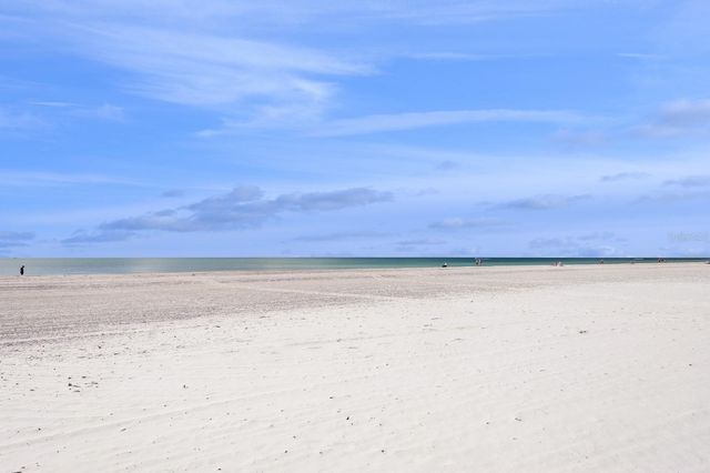 1195 COQUILLE STREET 309, Sarasota, FL 34242