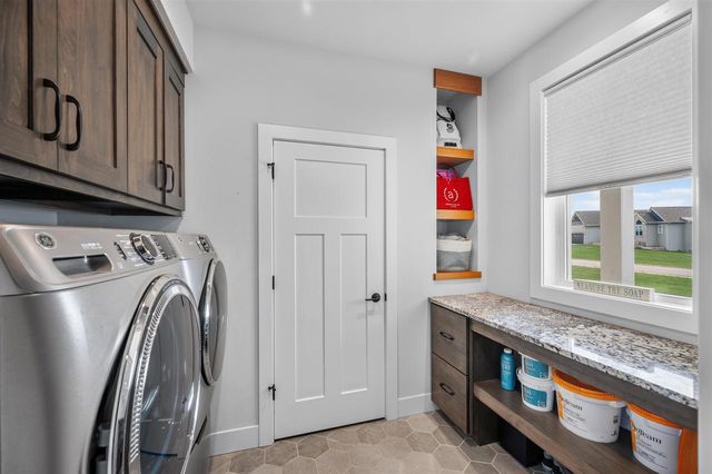 2953 Latigo Trace, Sun Prairie, WI 53590
