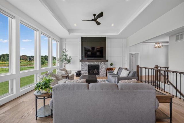 2953 Latigo Trace, Sun Prairie, WI 53590