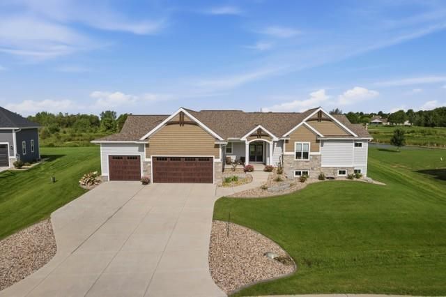 2953 Latigo Trace, Sun Prairie, WI 53590