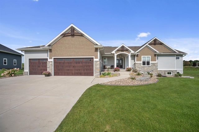 2953 Latigo Trace, Sun Prairie, WI 53590