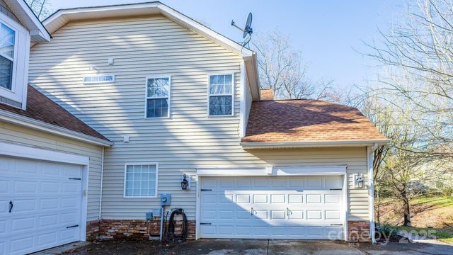 8074 Andrew Franklin Drive, Denver, NC 28037
