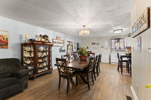 33 E Washington Avenue, Hobart, IN 46342