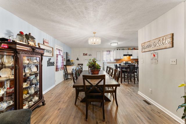 33 E Washington Avenue, Hobart, IN 46342