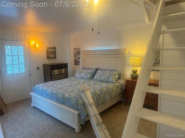 308 N Seymour Road, Flushing, MI 48433