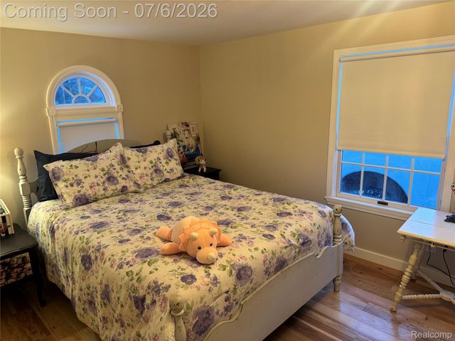 308 N Seymour Road, Flushing, MI 48433
