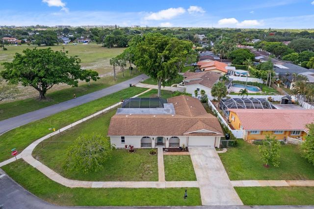 4100 NW 7th Street, Coconut Creek, FL 33066