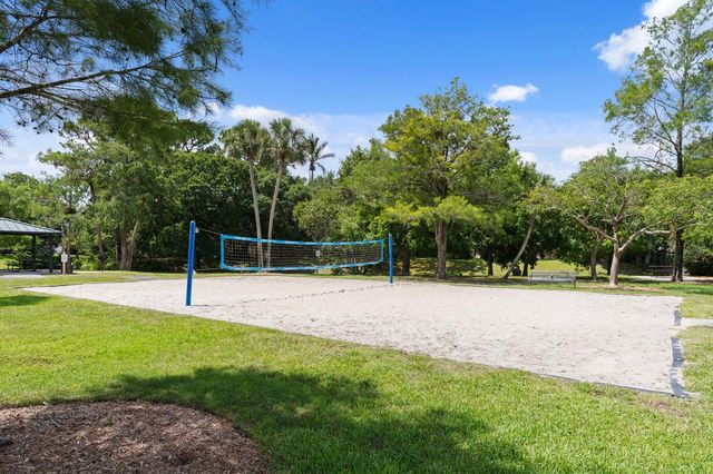 4100 NW 7th Street, Coconut Creek, FL 33066