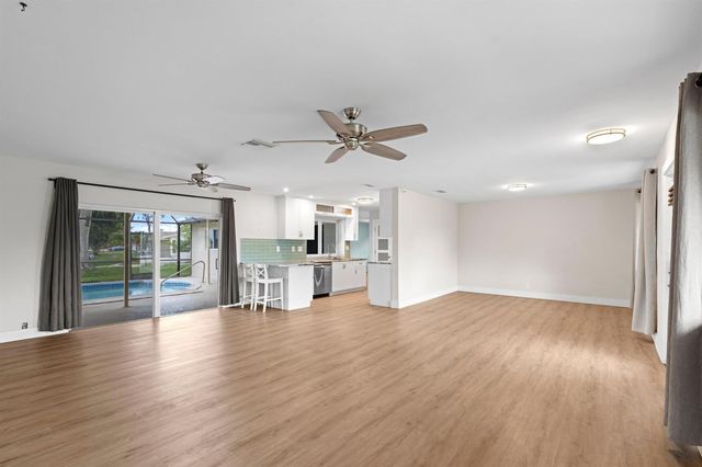 4100 NW 7th Street, Coconut Creek, FL 33066