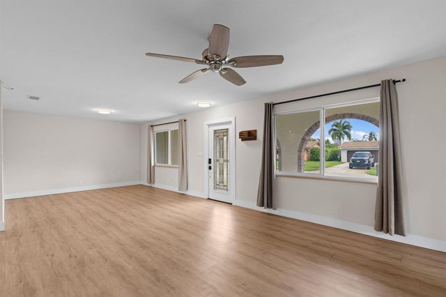 4100 NW 7th Street, Coconut Creek, FL 33066