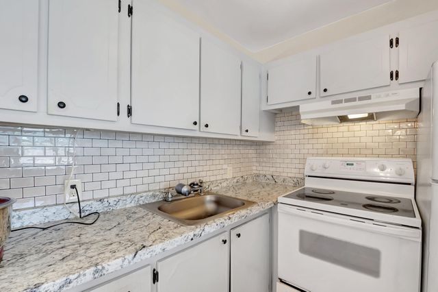 176 Dorset E, Boca Raton, FL 33434