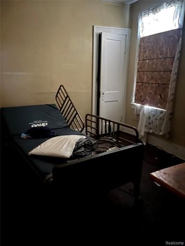 19176 Spencer Street, Detroit, MI 48234