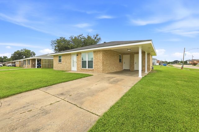 71 Kirkglen Loop, Houma, LA 70363