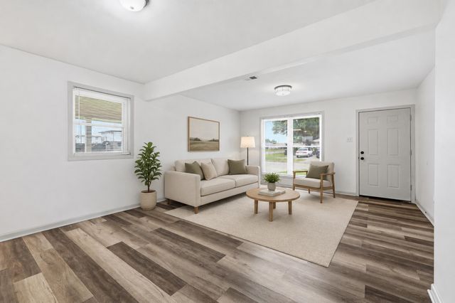 71 Kirkglen Loop, Houma, LA 70363