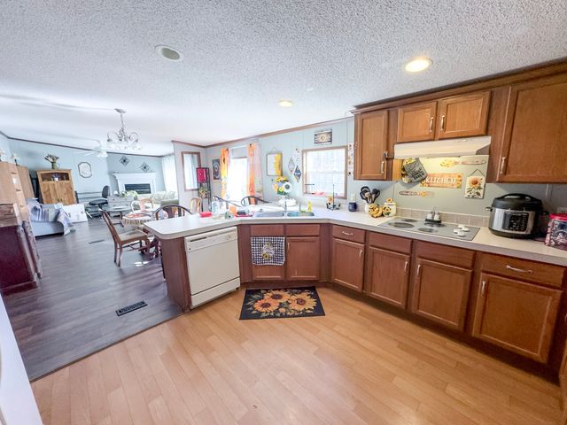 189 Pioneer Rd, Hohenwald, TN 38462