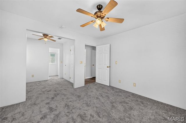 3204 Jasper Park, St Louis, MO 63139