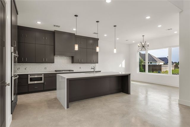 4800 White Ash Court, College Station, TX 77845