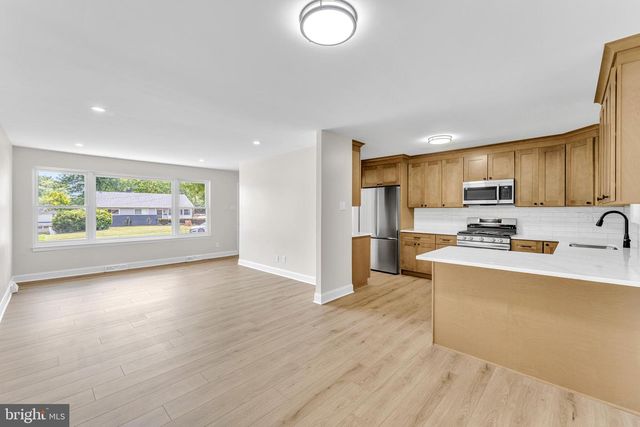 107 CHAPEL AVE E, Cherry Hill, NJ 08034