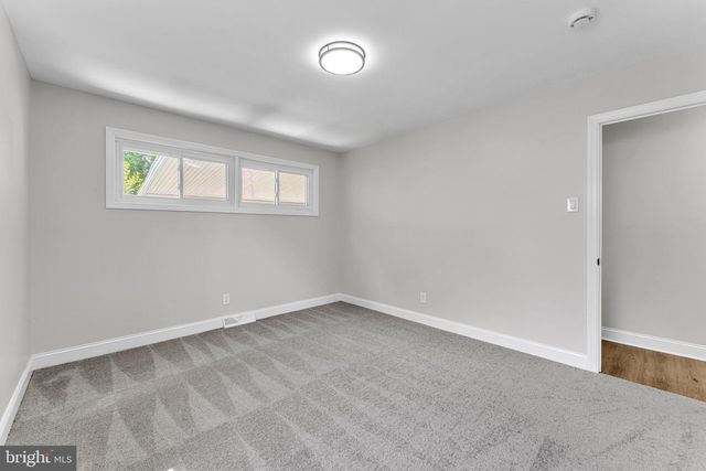 107 CHAPEL AVE E, Cherry Hill, NJ 08034