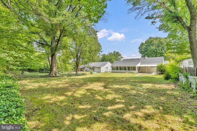 107 CHAPEL AVE E, Cherry Hill, NJ 08034