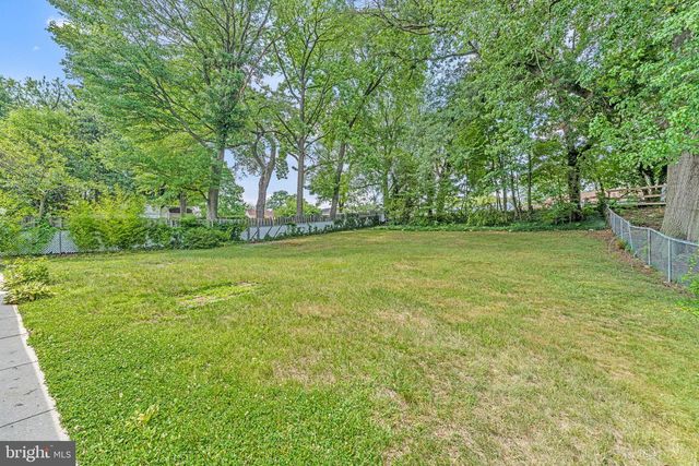 107 CHAPEL AVE E, Cherry Hill, NJ 08034