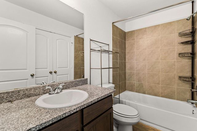 121 St Regis, Livingston, TX 77351