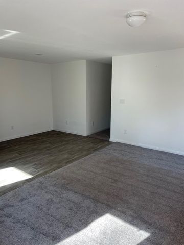 121 St Regis, Livingston, TX 77351