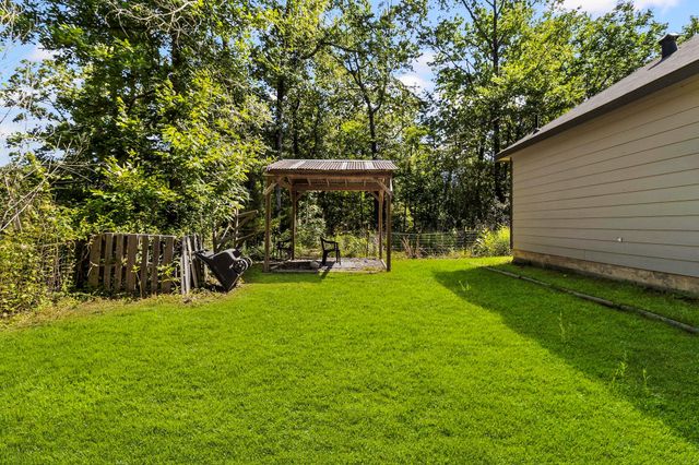 121 St Regis, Livingston, TX 77351