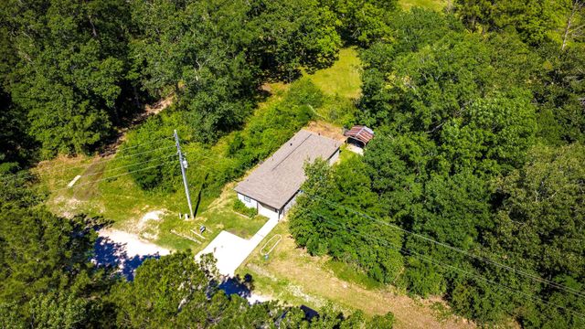 121 St Regis, Livingston, TX 77351