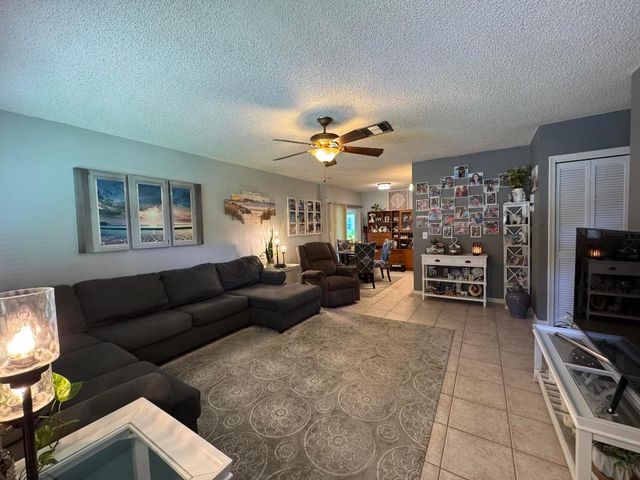 2615 SW Natura Avenue, Deerfield Beach, FL 33441