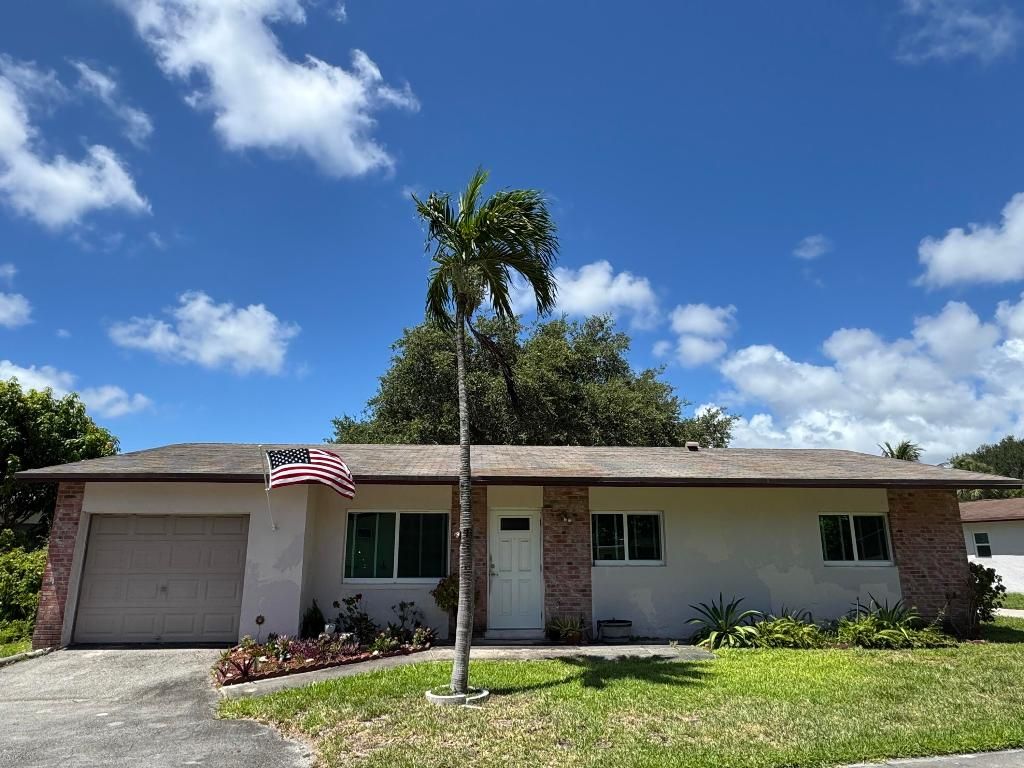 2615 SW Natura Avenue, Deerfield Beach, FL 33441