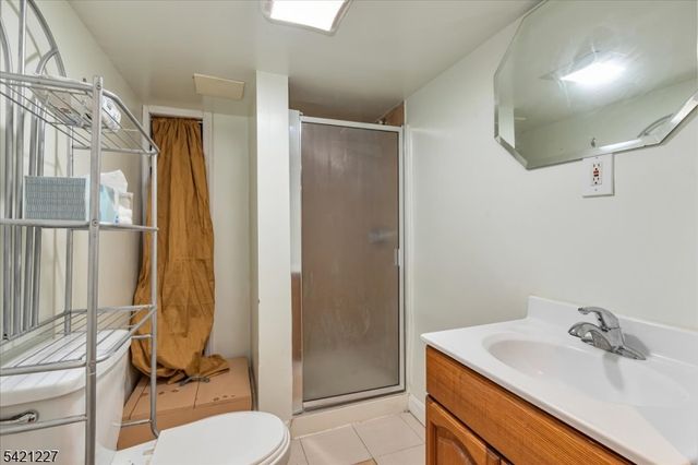 296 Berkeley Avenue, Bloomfield Twp., NJ 07003