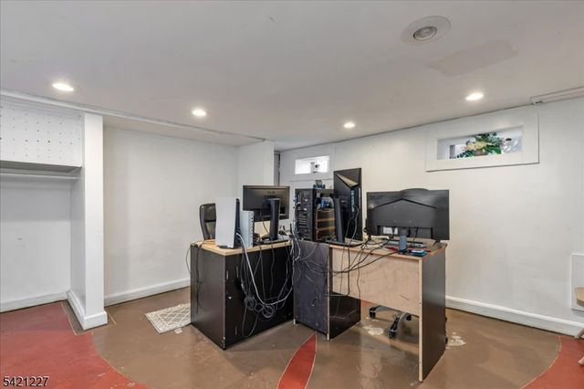 296 Berkeley Avenue, Bloomfield Twp., NJ 07003