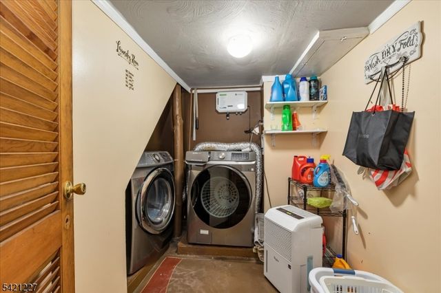 296 Berkeley Avenue, Bloomfield Twp., NJ 07003