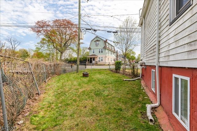 296 Berkeley Avenue, Bloomfield Twp., NJ 07003