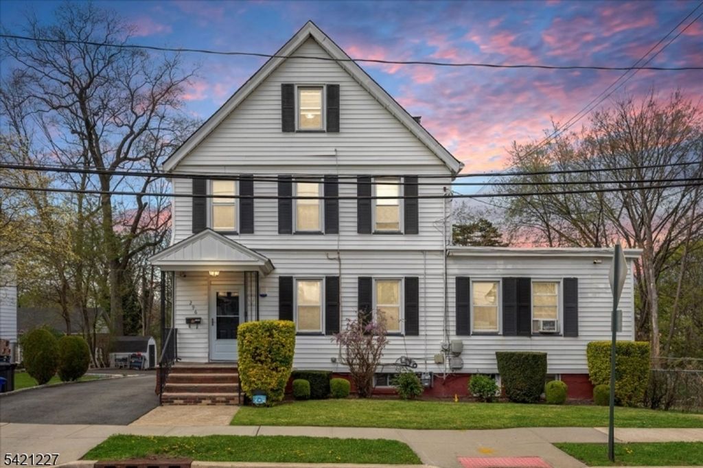 296 Berkeley Avenue, Bloomfield Twp., NJ 07003