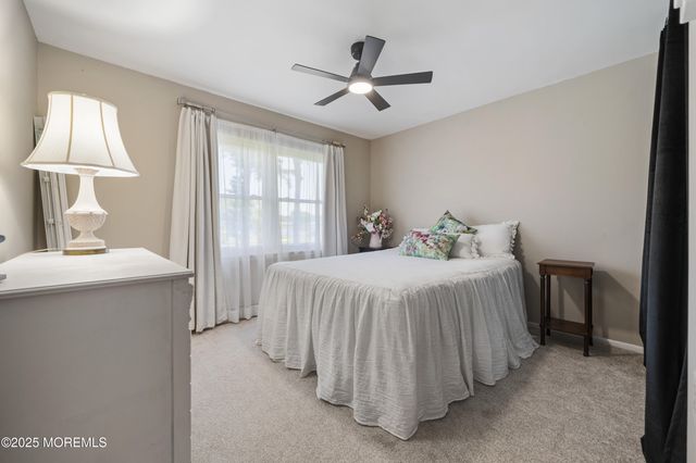39 Cambridge Court, E, Lakewood, NJ 08701