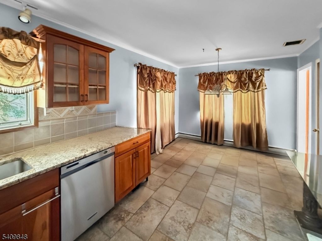 40 Pawnee Ave, Oakland Boro, NJ 07436 — photo 5