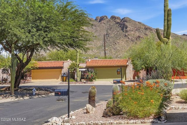 8579 N Calle Tioga, Tucson, AZ 85704