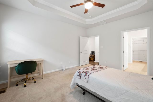 2027 Pinnacle Way, South Park, PA 15129