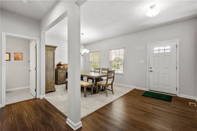 2027 Pinnacle Way, South Park, PA 15129