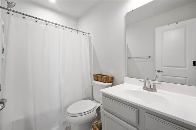 2027 Pinnacle Way, South Park, PA 15129