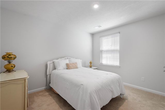 2027 Pinnacle Way, South Park, PA 15129