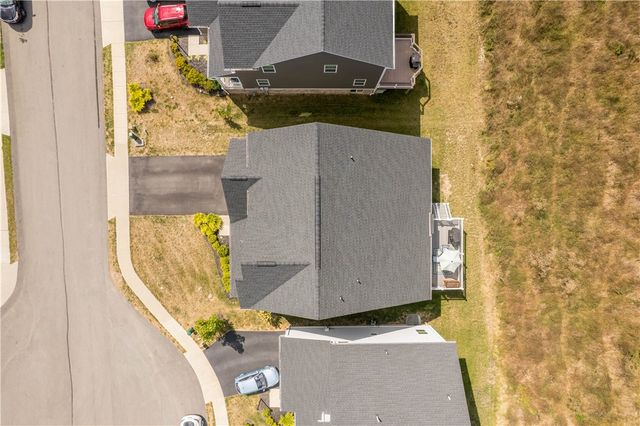 2027 Pinnacle Way, South Park, PA 15129