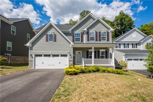 2027 Pinnacle Way, South Park, PA 15129