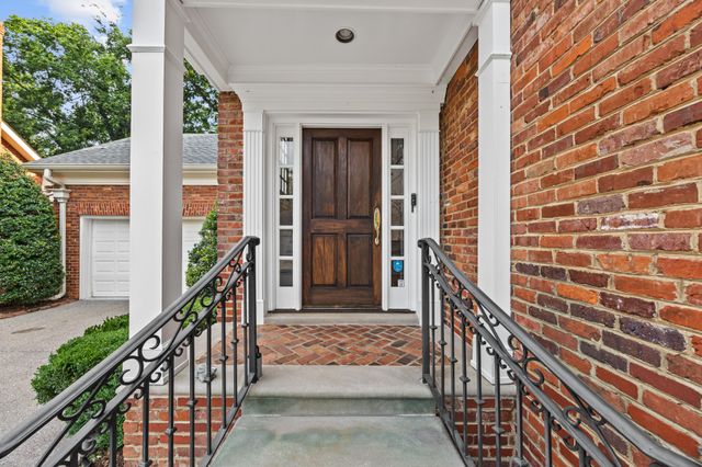3600 Bowlingate Ln, Nashville, TN 37215