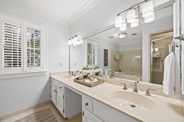 3600 Bowlingate Ln, Nashville, TN 37215