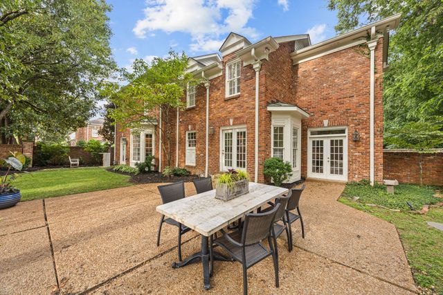 3600 Bowlingate Ln, Nashville, TN 37215