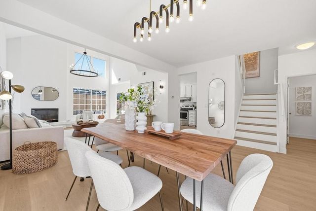 1153 Rosebriar Way, San Jose, CA 95131