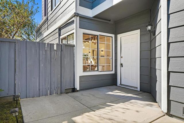 1153 Rosebriar Way, San Jose, CA 95131